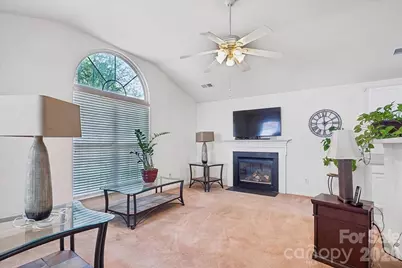 2127 Candlelight Woods Drive, Matthews, NC 28105 - Photo 21