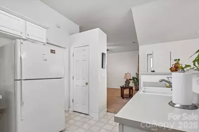 2127 Candlelight Woods Drive, Matthews, NC 28105 - Photo 17