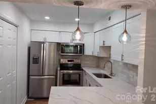 7411 Ashfield Ct, Charlotte, NC 28226 - Photo 11