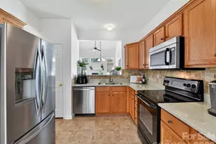 4237 Piccadilly Ln, Fort Mill, SC 29707 - Photo 9