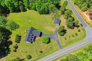 286 Battleground Rd, Grover, NC 28073 - Photo 1