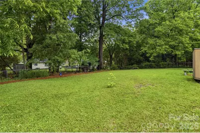 605 W 19th Avenue, Gastonia, NC 28052 - Photo 5