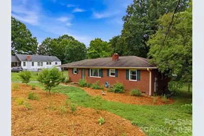 605 W 19th Avenue, Gastonia, NC 28052 - Photo 5