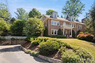 19 Blackwood Rd, Asheville, NC 28804 - Photo 5
