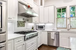 1232 Dilworth Crescent Row, Charlotte, NC 28203 - Photo 11