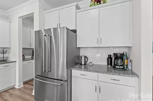 108 Thornberry Rd, Hendersonville, NC 28792 - Photo 7