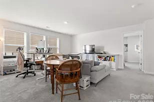 108 Thornberry Rd, Hendersonville, NC 28792 - Photo 17