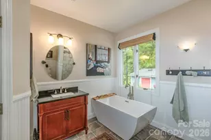 797 Lake Club Dr, Nebo, NC 28761 - Photo 17