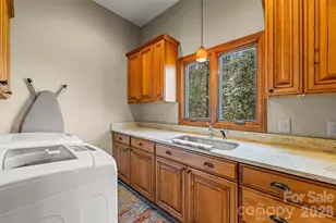 221 Connection Cir, Robbinsville, NC 28771 - Photo 27