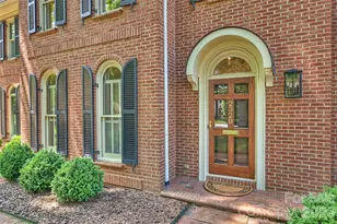 2320 Selwyn Ave, Charlotte, NC 28207 - Photo 5