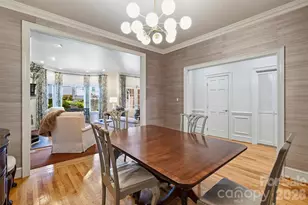 2320 Selwyn Ave, Charlotte, NC 28207 - Photo 19