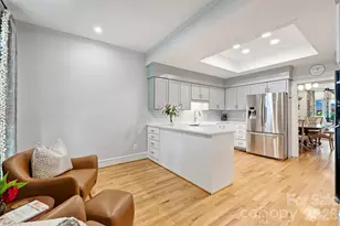 2320 Selwyn Ave, Charlotte, NC 28207 - Photo 9