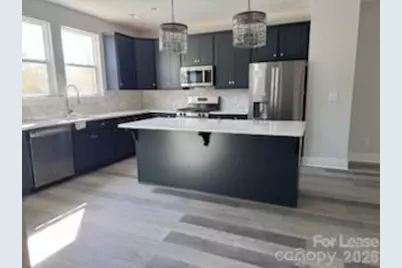 371 S Bruns Avenue, Charlotte, NC 28208 - Photo 3