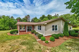 15 Bowman Ridge Rd, Hendersonville, NC 28739 - Photo 3
