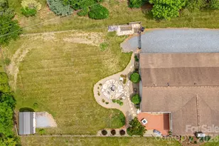 15 Bowman Ridge Rd, Hendersonville, NC 28739 - Photo 41