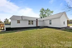 4665 Estes Dr, Granite Falls, NC 28630 - Photo 5