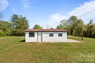 4665 Estes Dr, Granite Falls, NC 28630 - Photo 11