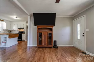 111 Dyer Dr, Shelby, NC 28152 - Photo 3