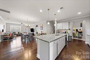 1425 Bramblewood Dr, Fort Mill, SC 29708 - Photo 15