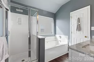 7130 Gallatin Ln, Charlotte, NC 28213 - Photo 17