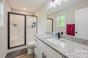 614 E Front St, Statesville, NC 28677 - Photo 17