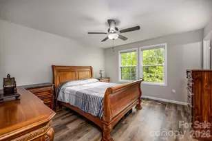 614 E Front St, Statesville, NC 28677 - Photo 15