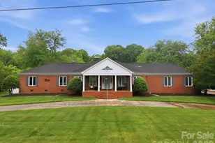 1215 Hillside Dr, Gastonia, NC 28052 - Photo 1
