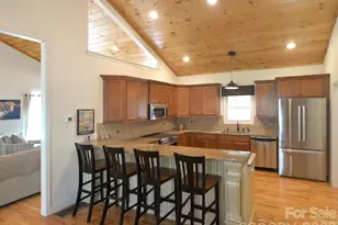 95 Creeks Edge Dr, Hendersonville, NC 28739 - Photo 13