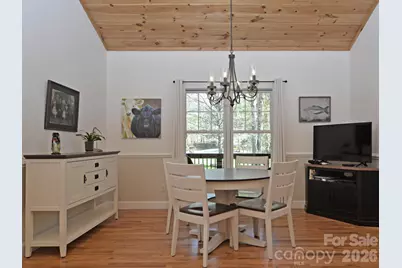 95 Creeks Edge Drive, Hendersonville, NC 28739 - Photo 9