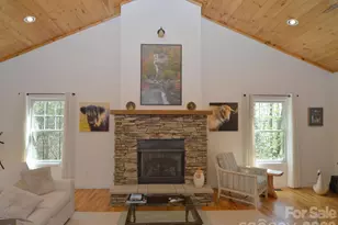 95 Creeks Edge Dr, Hendersonville, NC 28739 - Photo 9
