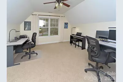 95 Creeks Edge Drive, Hendersonville, NC 28739 - Photo 29