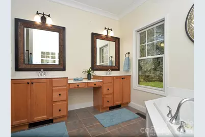 95 Creeks Edge Drive, Hendersonville, NC 28739 - Photo 19