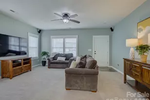 2610 Courtland Dr, Clover, SC 29710 - Photo 11