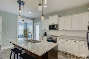 2610 Courtland Dr, Clover, SC 29710 - Photo 7