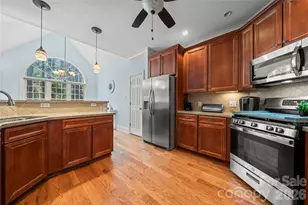 443 Crowders Bluff Ct, Clover, SC 29710 - Photo 23