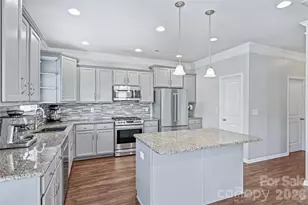 7041 Carnwarth Lane, Fort Mill, SC 29707 - Photo 7
