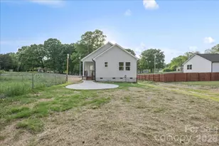 1221 7th St, Statesville, NC 28677 - Photo 27