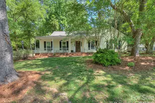 401 Sandymead Rd, Matthews, NC 28105 - Photo 1