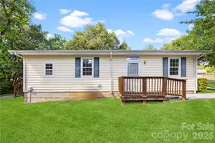 621 Pennsylvania Ave, Charlotte, NC 28216 - Photo 1