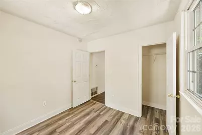621 Pennsylvania Avenue, Charlotte, NC 28216 - Photo 15