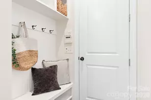 15403 Oleander Dr, Charlotte, NC 28278 - Photo 31