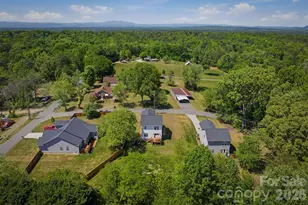 126 Crump St, Connelly Springs, NC 28612 - Photo 35