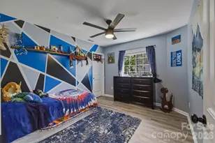 126 Crump St, Connelly Springs, NC 28612 - Photo 27