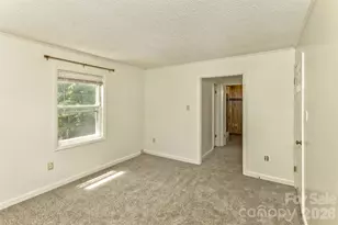7 Teaneck Cir, Hendersonville, NC 28791 - Photo 21