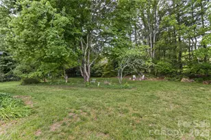 7 Teaneck Cir, Hendersonville, NC 28791 - Photo 39
