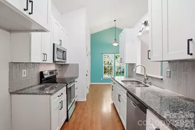 3419 Pondridge Court, Charlotte, NC 28269 - Photo 9