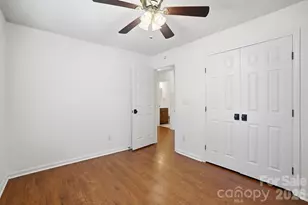 3419 Pondridge Ct, Charlotte, NC 28269 - Photo 35