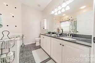 6216 Creek Breeze Rd, Charlotte, NC 28269 - Photo 17