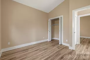 207 Hanover St, Asheville, NC 28806 - Photo 19