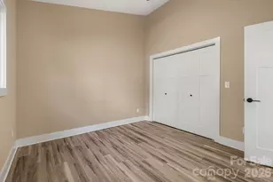 207 Hanover St, Asheville, NC 28806 - Photo 21